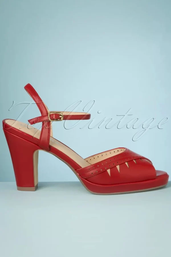 Shop Chelsea Crew Aria Sandalen In Rood