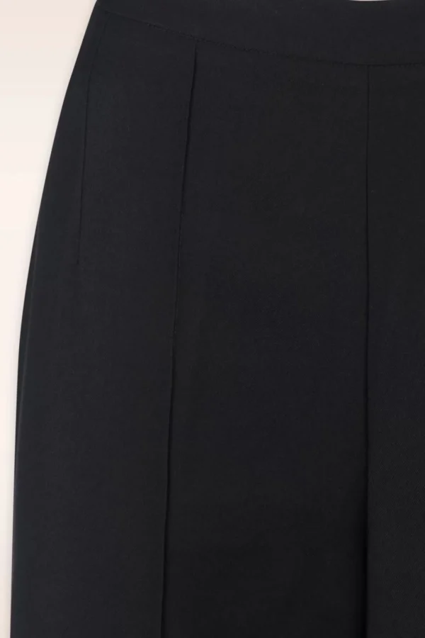 Shop Glamour Bunny Business Babe Dakota Pantalon In Zwart