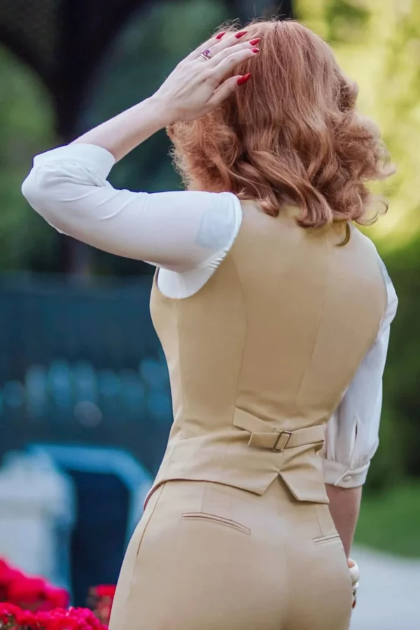 Shop Glamour Bunny Business Babe Dianne Gilet In Beige