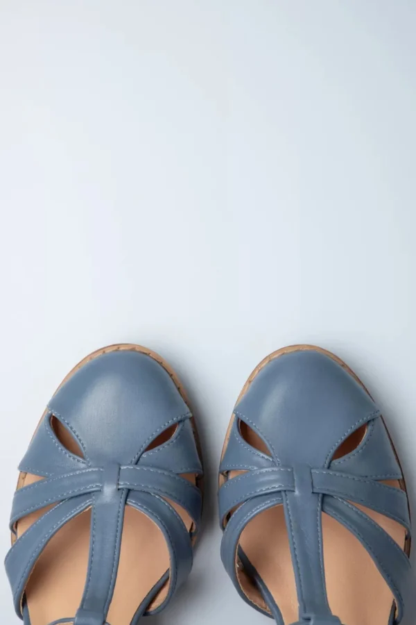 New Banned Retro Fancy Footwork Pumps In Blauw