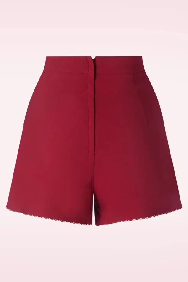 Store Vixen Heart Button Shorts In Rood