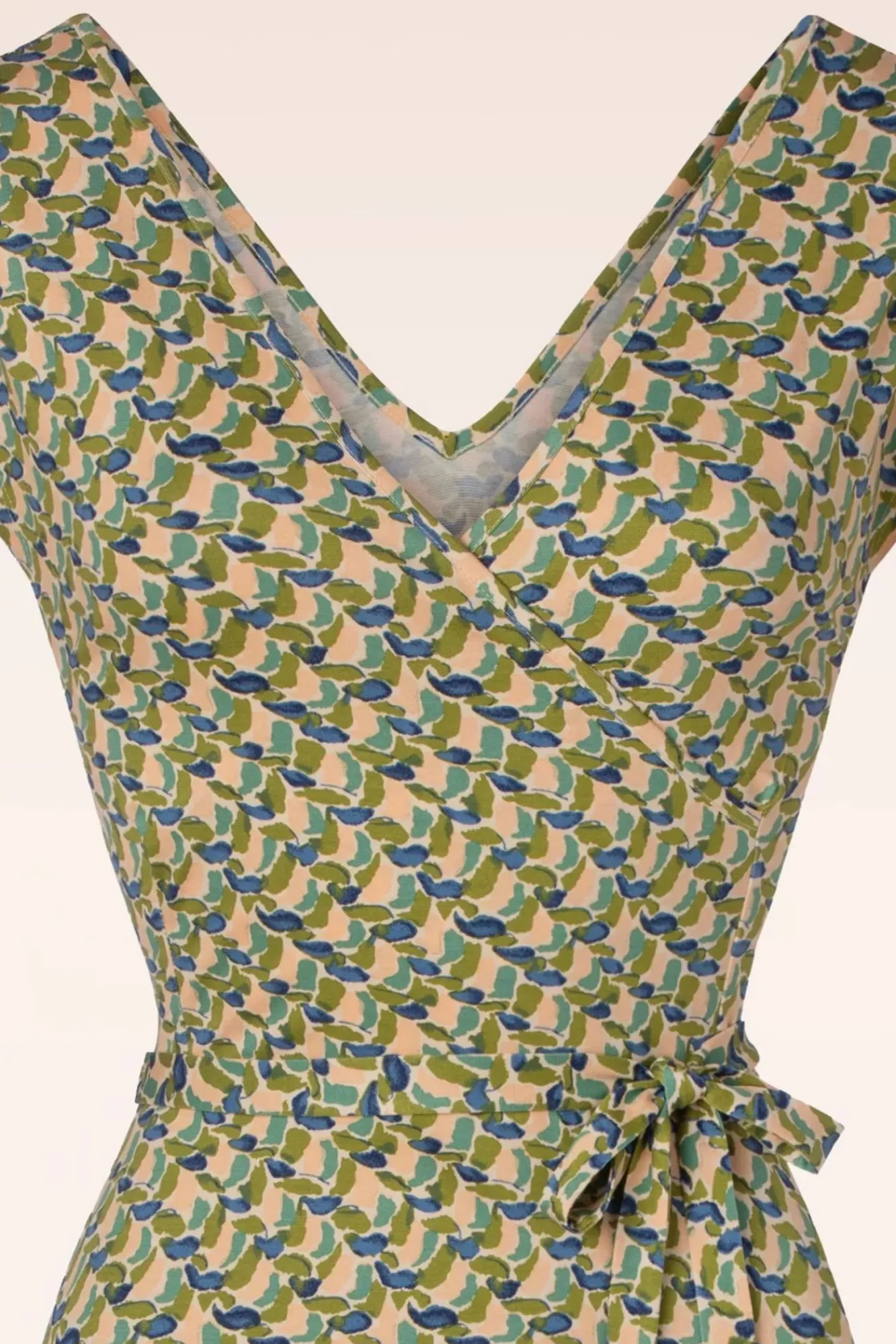 mira_merlini_jurk_in_wood_3.webp Cheap King Louie Mira Merlini Jurk In Woodbine Groen