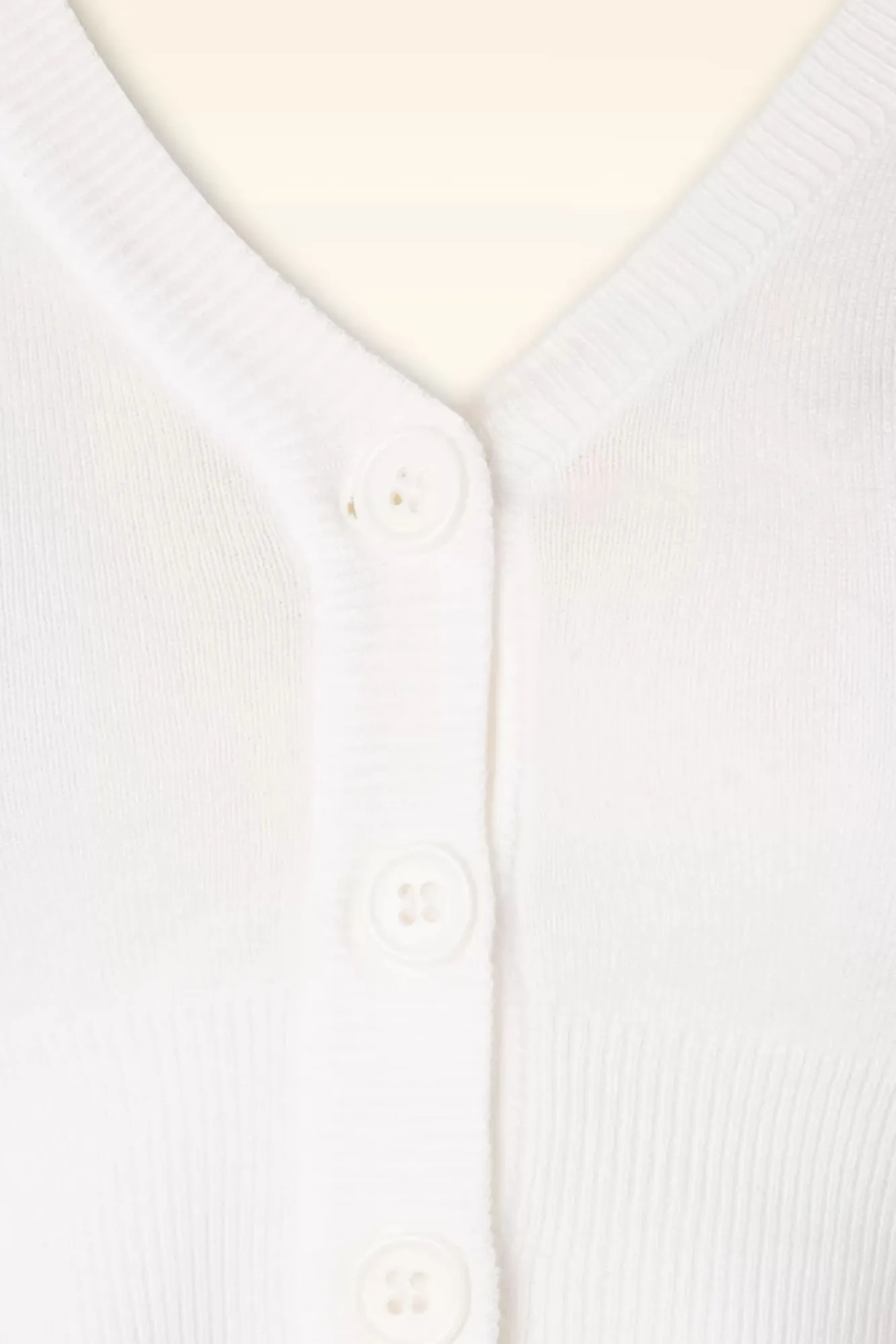 shela_cropped_vest_in_wit_2.webp Online Mak Sweater Shela Cropped Vest In Wit